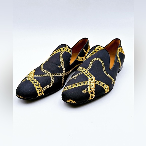 VERSACE La Greca Chain Print Silk Slip-On
LoafersBrand new with dust bags - Picture 2 of 5
